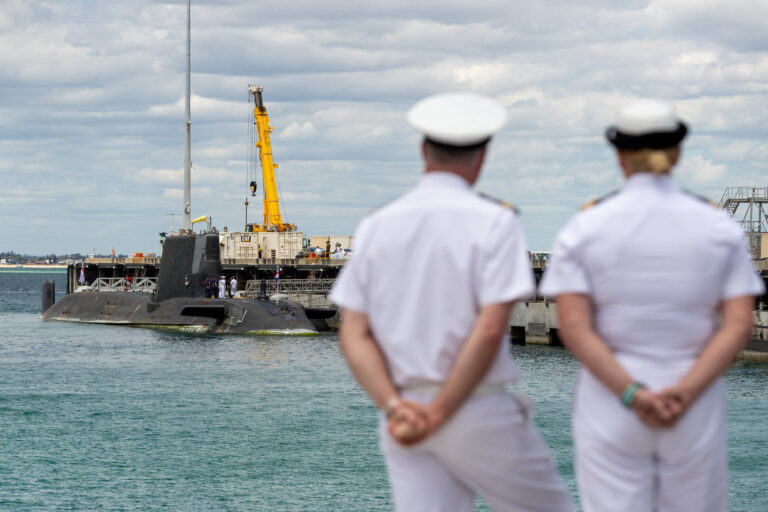 Briti tuumaallveelaev HMS Astude 29. oktoobril Austraalias Perthi sadamas. 